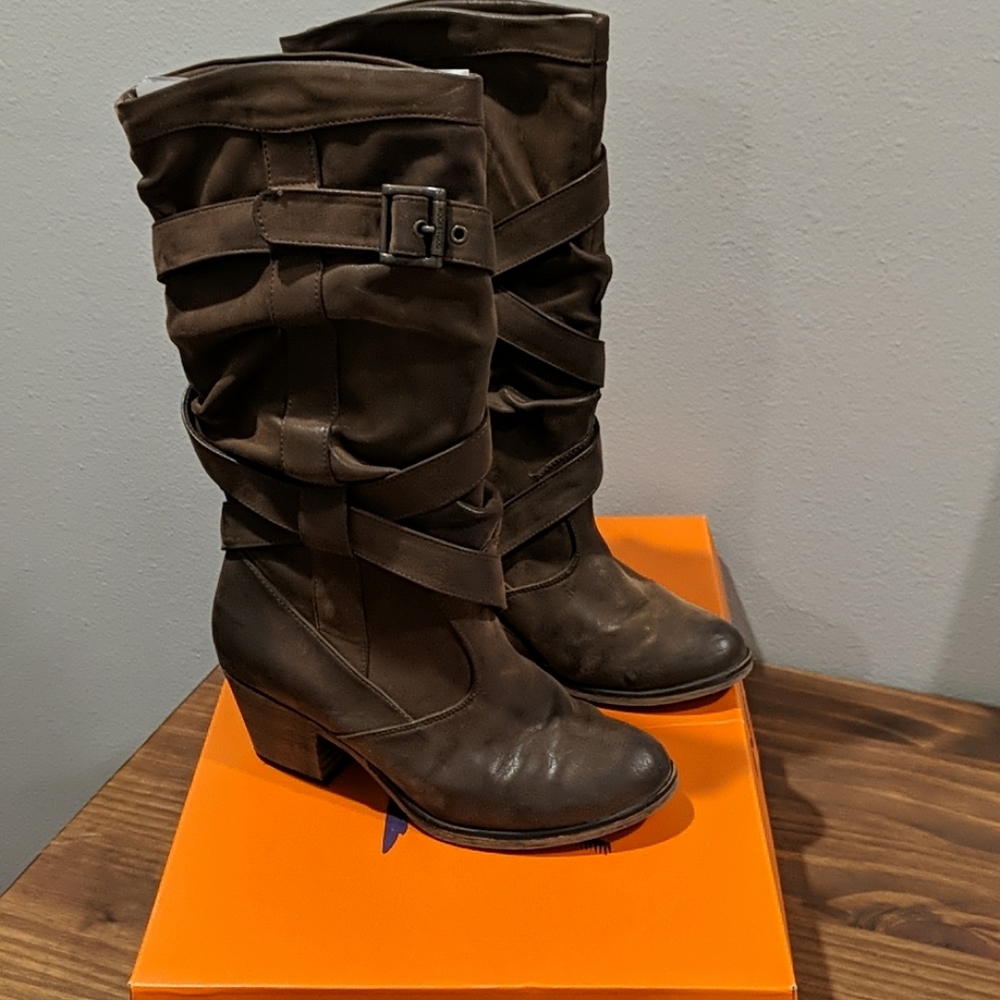 Brown low heeled boots, some minor cosmetic scuffs